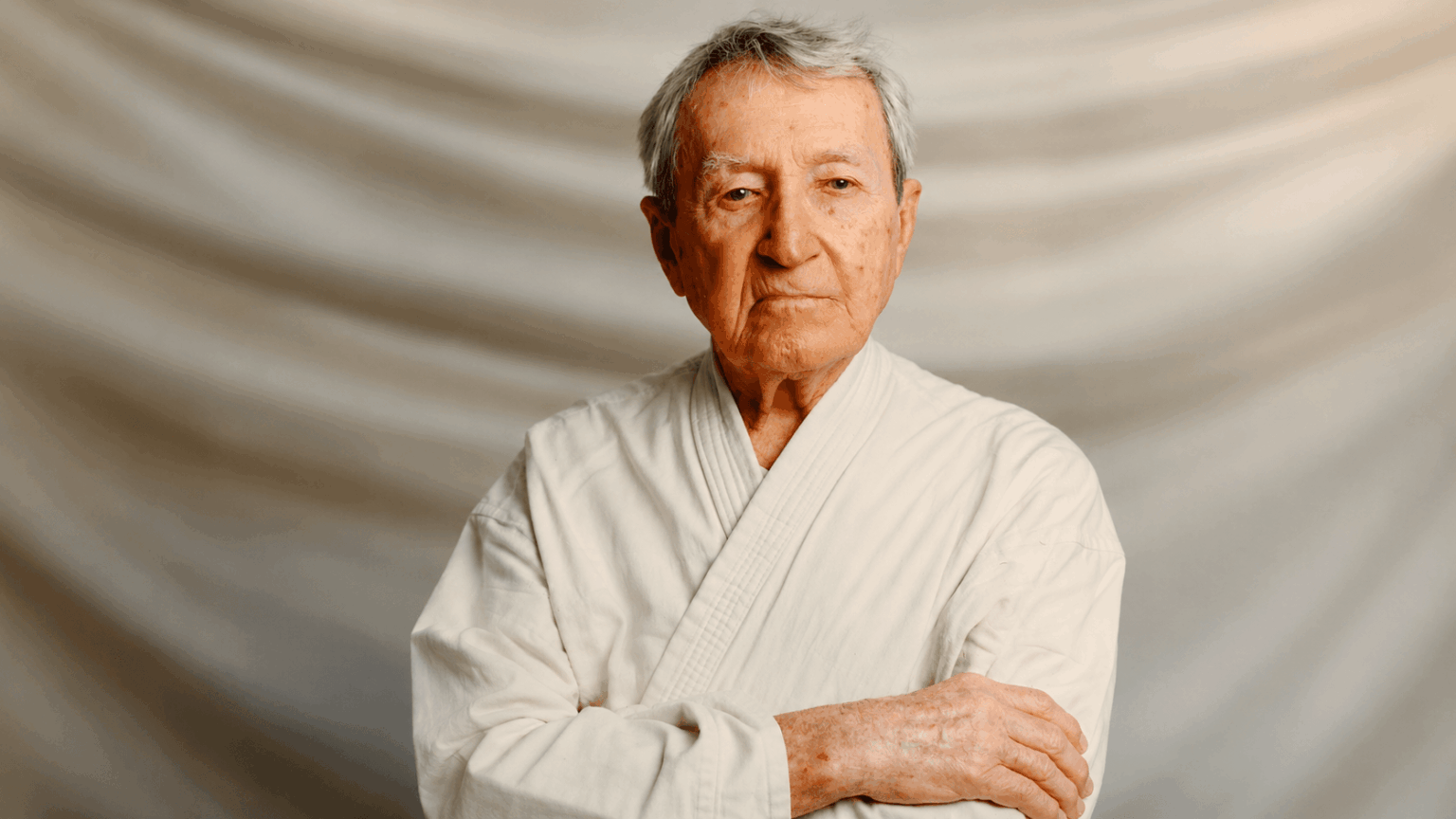 Os 12 Ensinamentos de Carlos Gracie: O Legado do Mestre do Jiu Jitsu Os 12 ensinamentos de Carlos Gracie, patriarca do Jiu Jitsu brasileiro, com filosofia e mentalidade da família Gracie