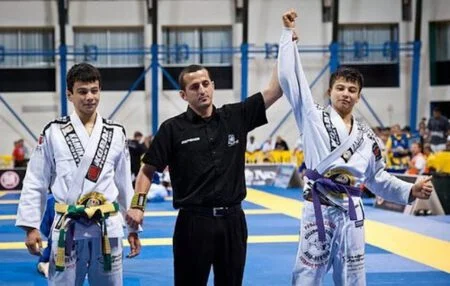 FECHAMENTO DE CATEGORIA NO JIU JITSU