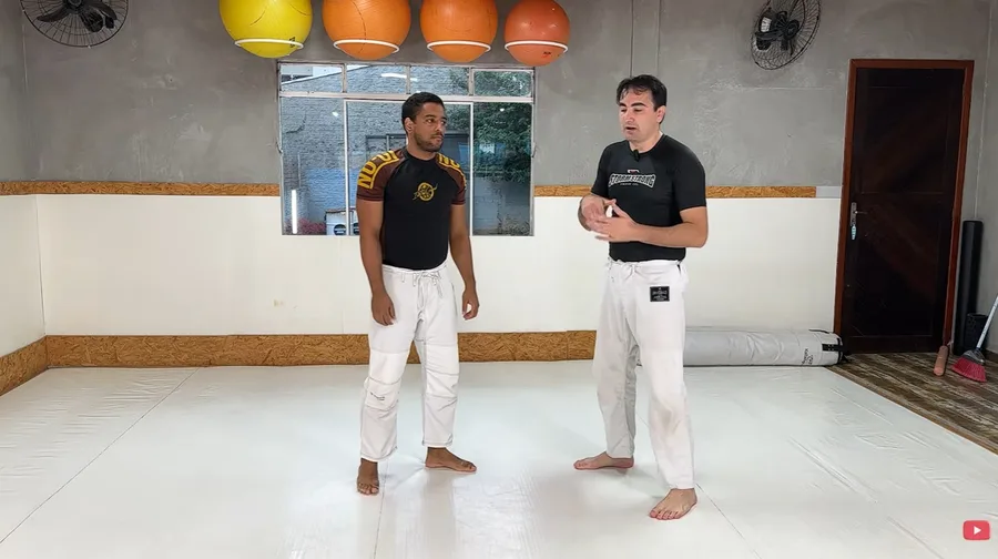 Aula de defesa pessoal do GFA